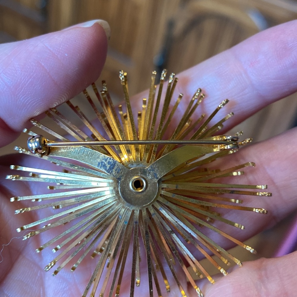 Vintage “spikey” MCM brooch (QQ) - Picture 2 of 2